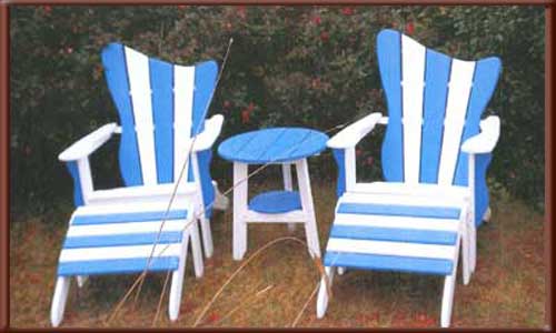 Blue and white with round end table